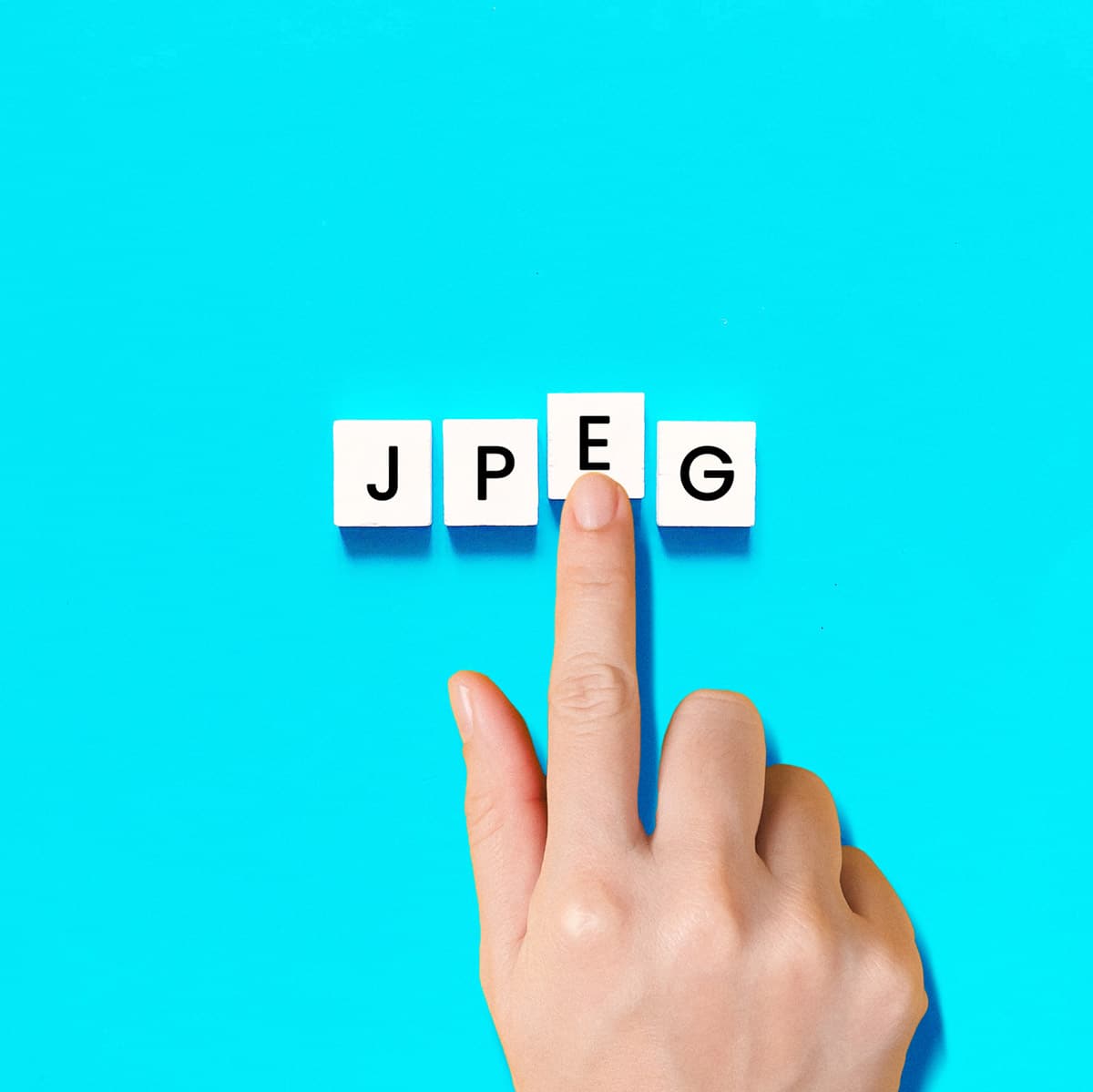 difference between JPG and JPEG